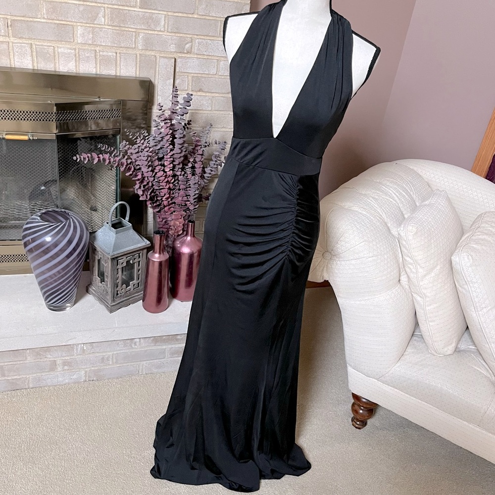 Lulus Tenth Avenue Ruched Halter Maxi Dress in Black - Picture 5 of 15
